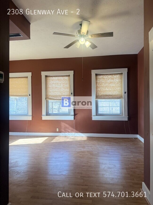 Building Photo - 2308 Glenway Ave