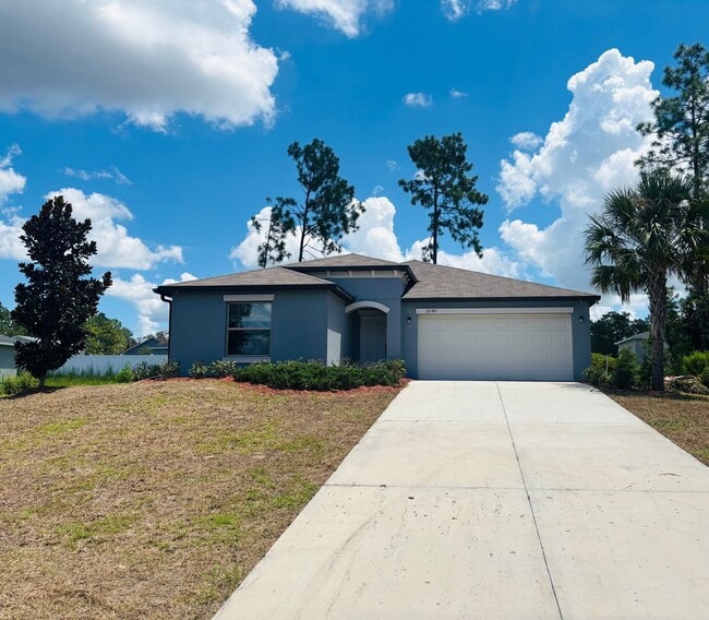 Building Photo - SW location 4/2/2 **WON'T LAST**