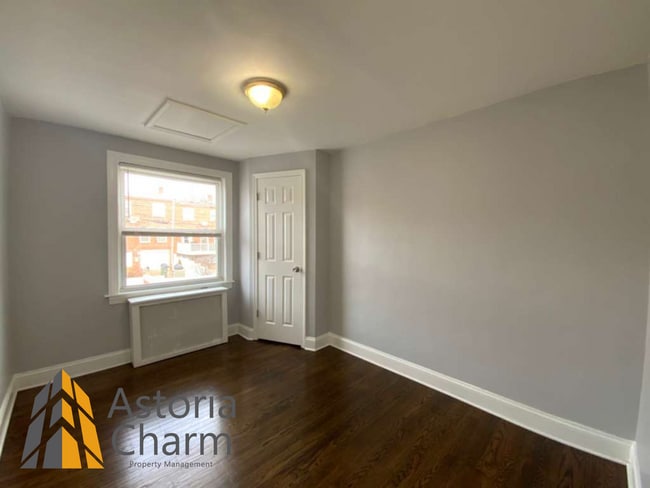 Building Photo - 3 Bedroom Home with Porch, Garage, and Finished Basement