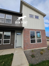 Building Photo - Brand New, Never-Lived-In 3-Bed, 2.5-Bath Townhome in Caldwell - One Month Free with Move-In by 3/15