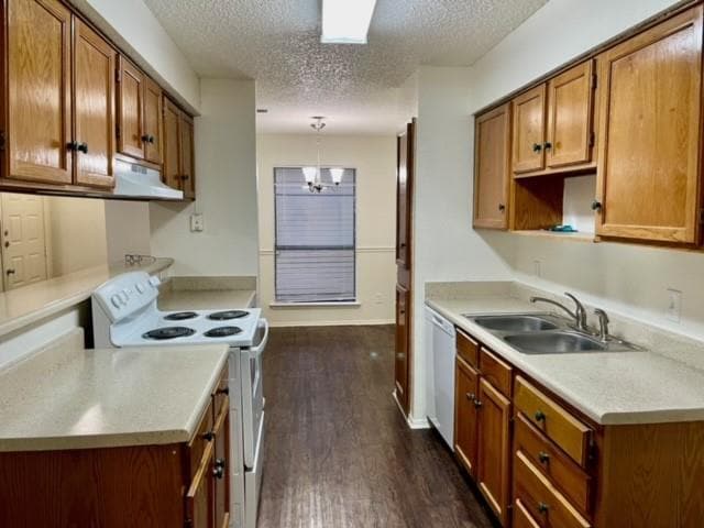 Building Photo - 6451 Woodbeach Dr