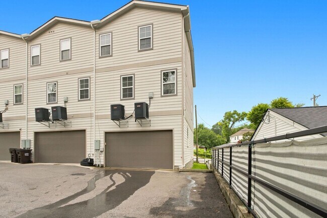 Building Photo - 122H Oceola Ave