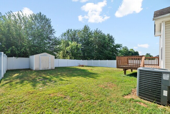 Building Photo - 3735 N Cindy Jo Dr