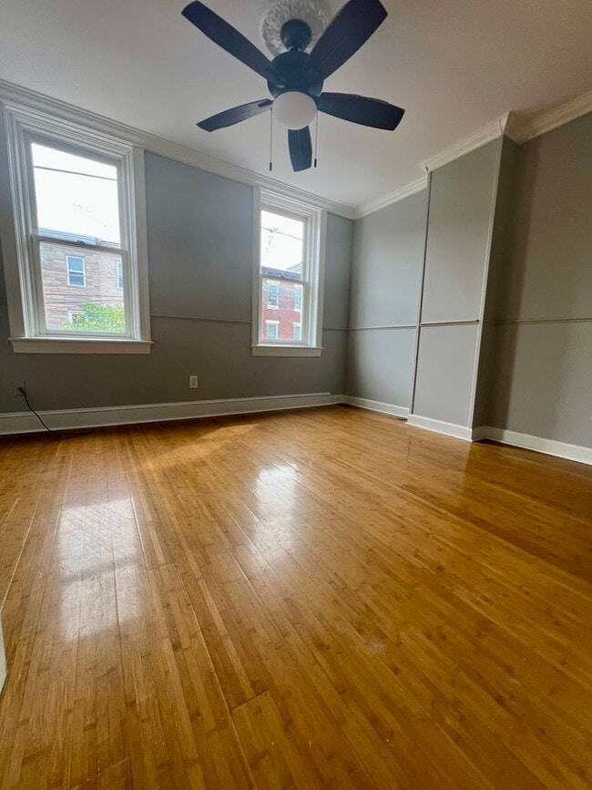 Building Photo - Stunning 4-Bedroom Townhome in the Heart of Fishtown! Available NOW!