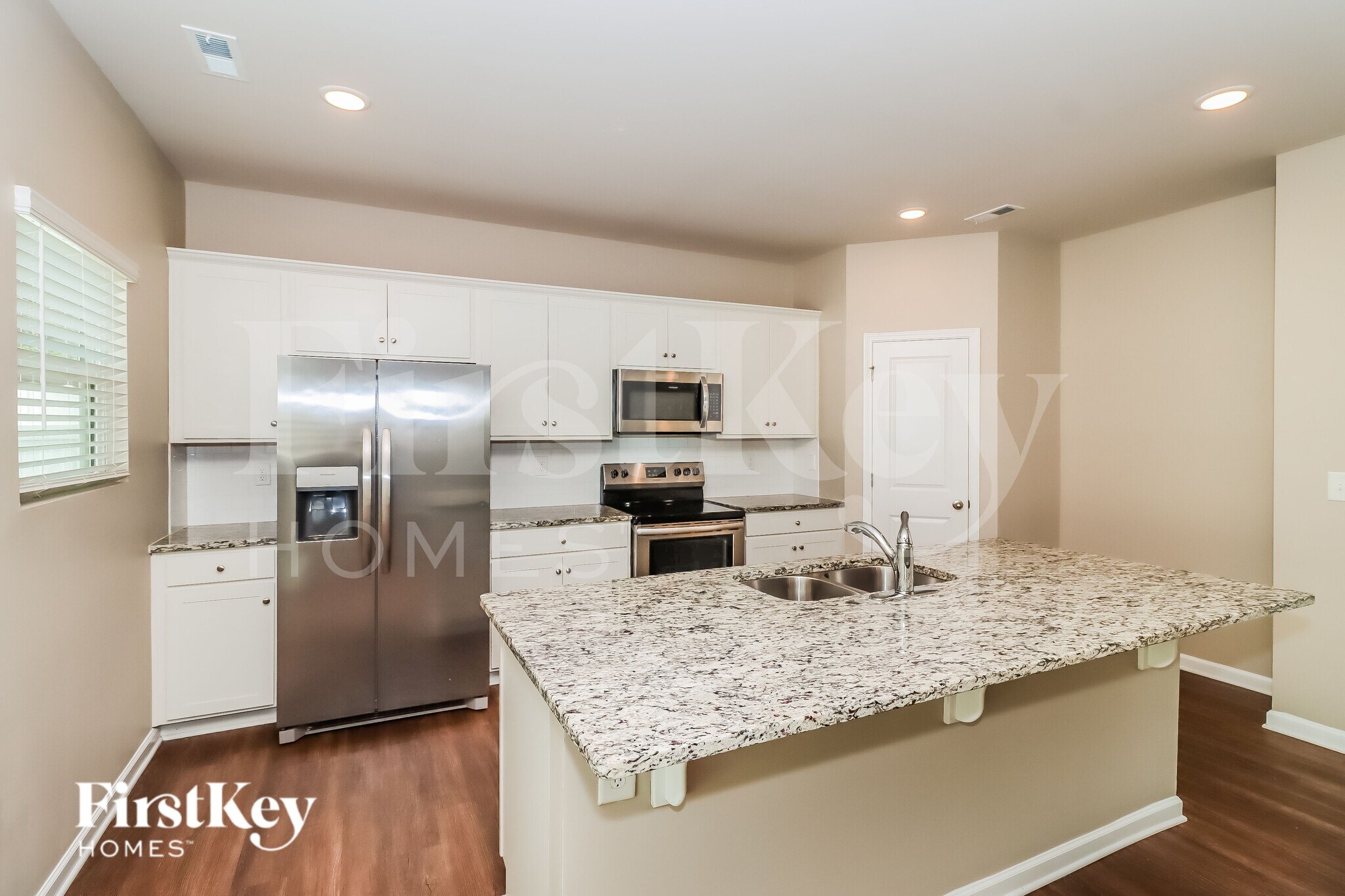 Building Photo - 5212 Cobblestone Glen Dr