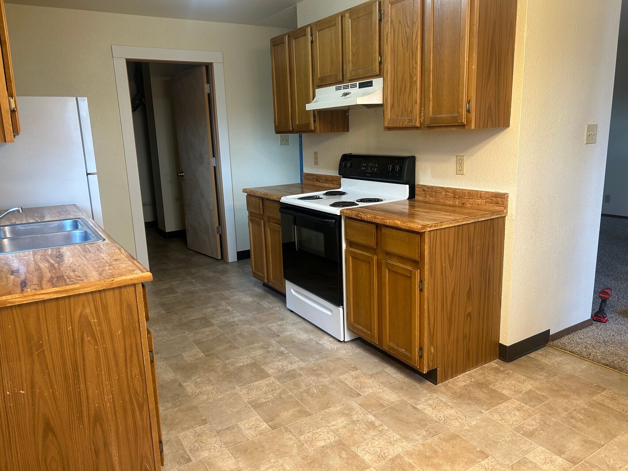 Building Photo - 4022 Garden Ct