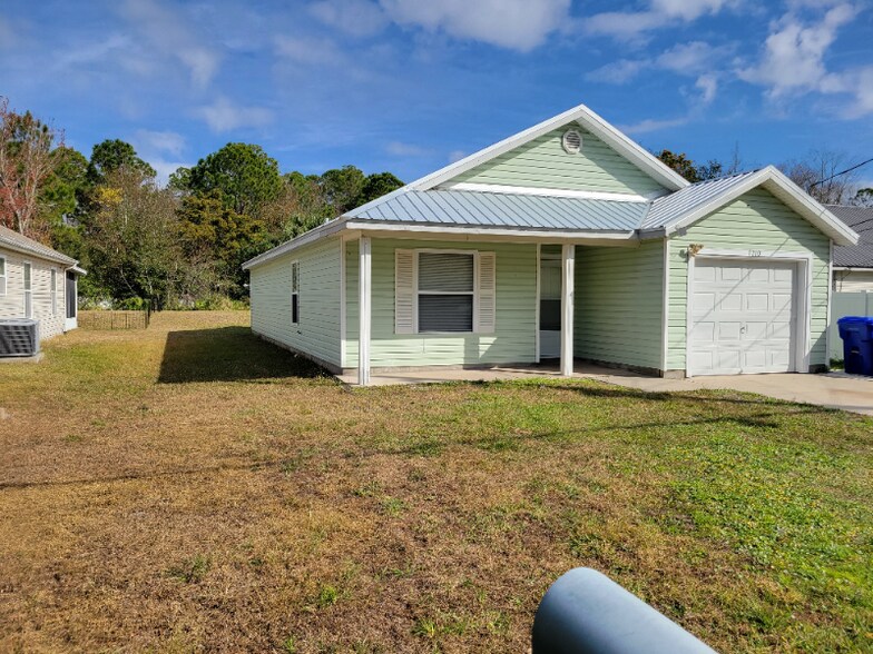 Building Photo - 1210 4 Mile Rd