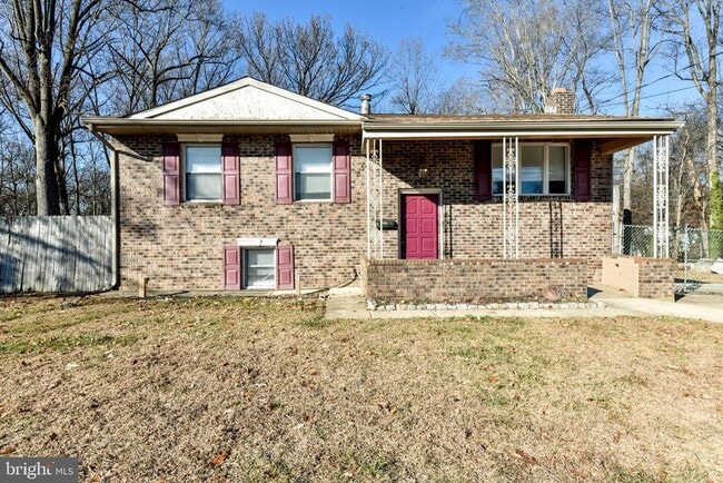 Building Photo - 722 Glenside Dr
