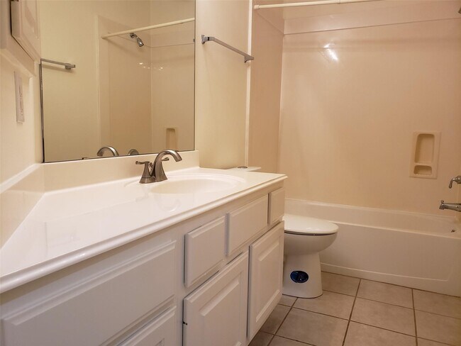 Building Photo - 5319 Ashley Way Ct