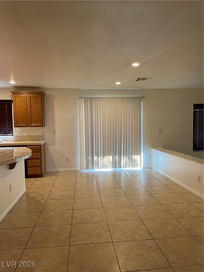 Building Photo - 9975 Willowbrook Pond Rd