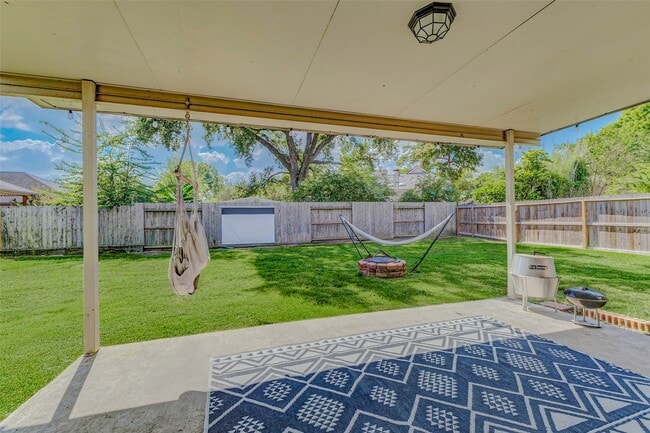 Building Photo - 18711 Appletree Hill Ln
