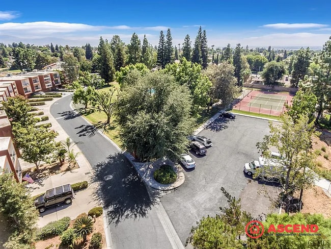 Building Photo - 4200 Boise St