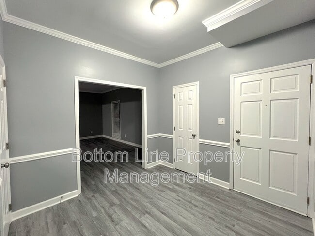 Building Photo - 13446 Cassington Ct