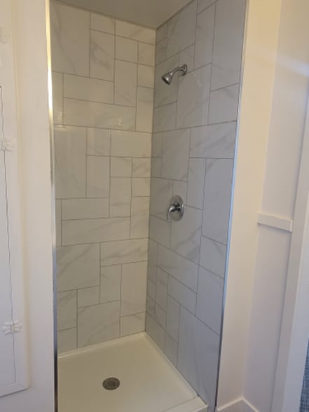 Building Photo - 308 Moore Ln