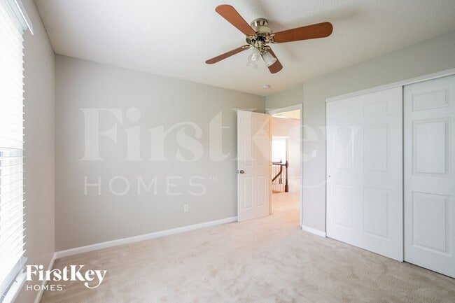 Building Photo - 1813 Highcrest Dr