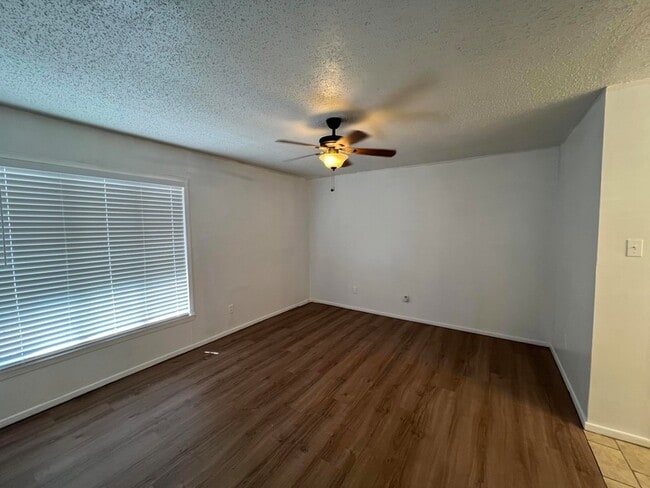 Building Photo - 4319 53rd St