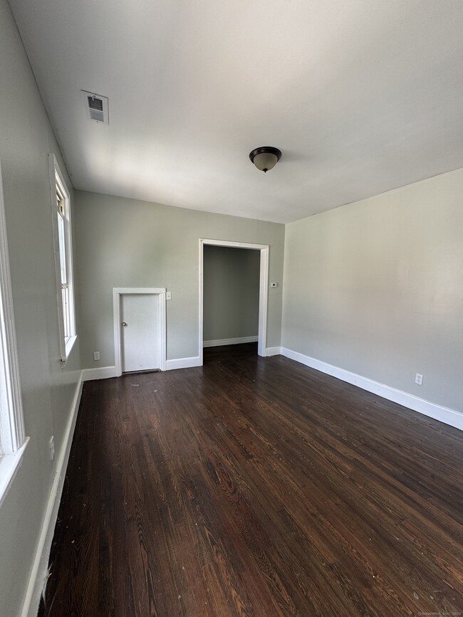 Building Photo - 63 Lombard St