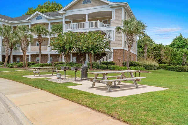 Building Photo - 5801 Oyster Catcher Dr