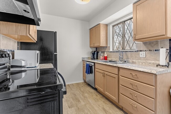 Building Photo - 3618 Heritage Pkwy