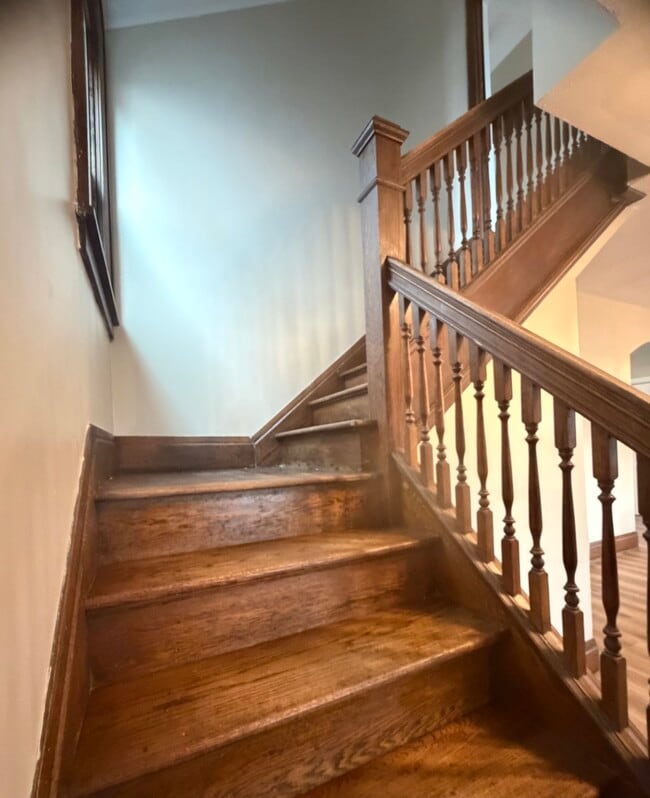 Building Photo - 1018 Wayne St