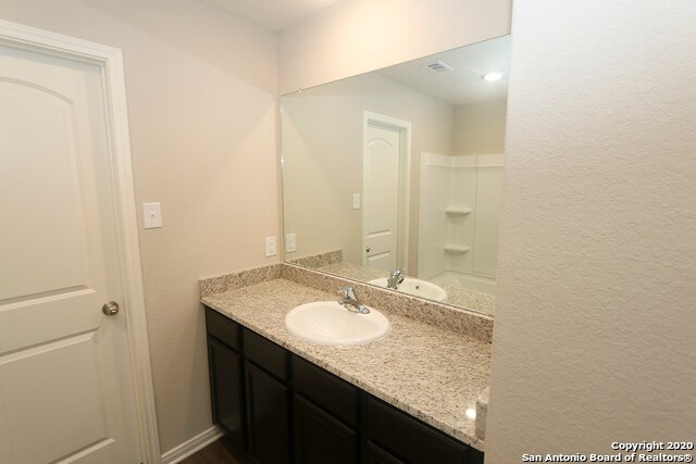 Building Photo - 12830 Cedarcreek Trl