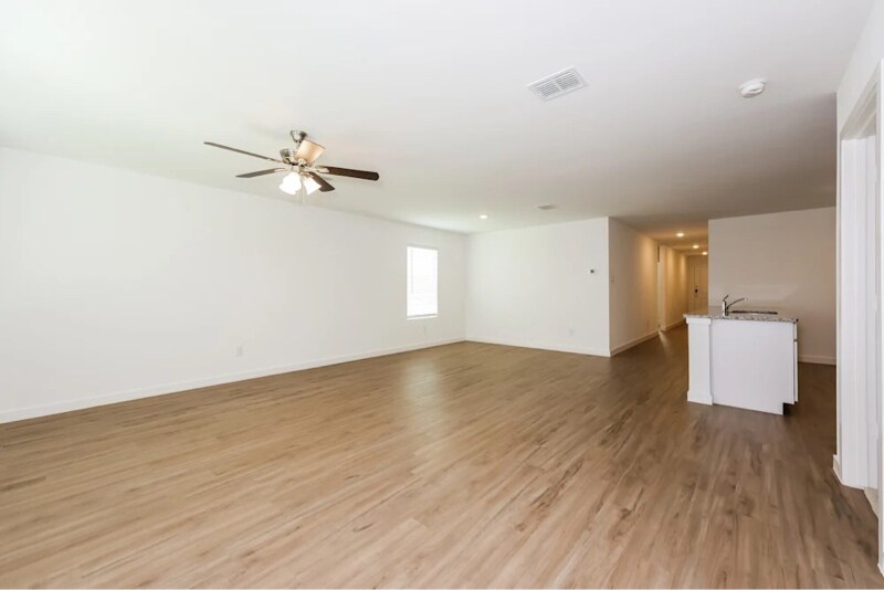Building Photo - 7069 Meandering Creek Ln