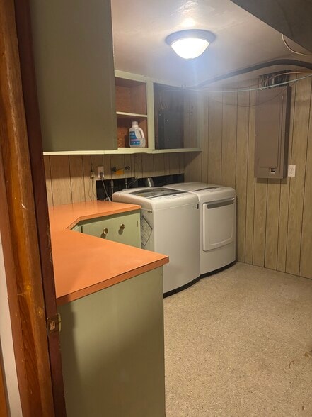 Building Photo - 3628 E 16th Ave