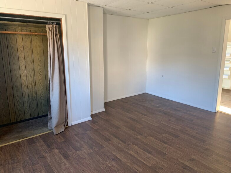 Primary Photo - 310 Morrell Pl