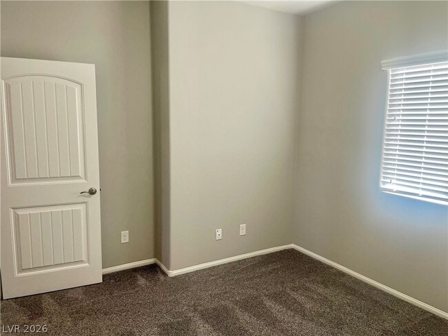 Building Photo - 8365 S Pioneer Way