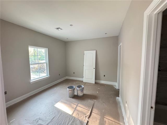 Building Photo - 500 Haney Ln