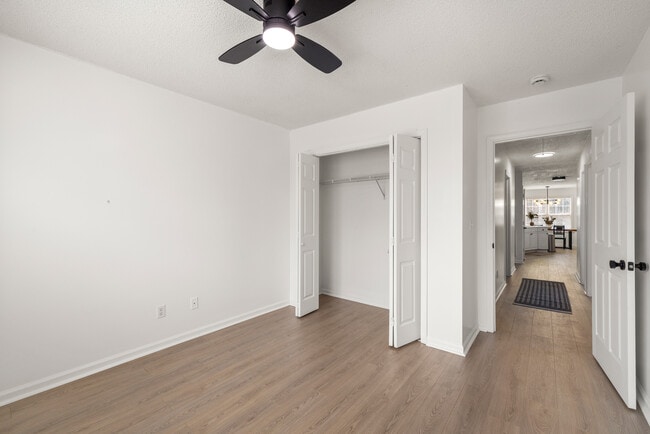 Building Photo - 515 Pearson Town Rd