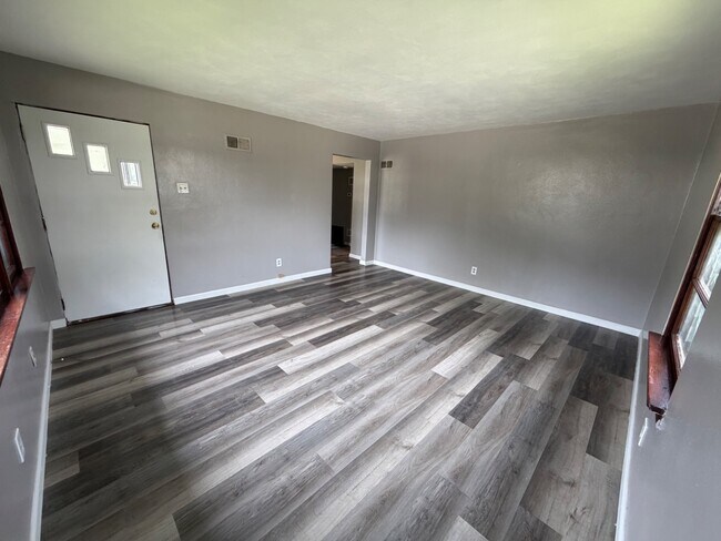 Building Photo - 209 Florida Ave