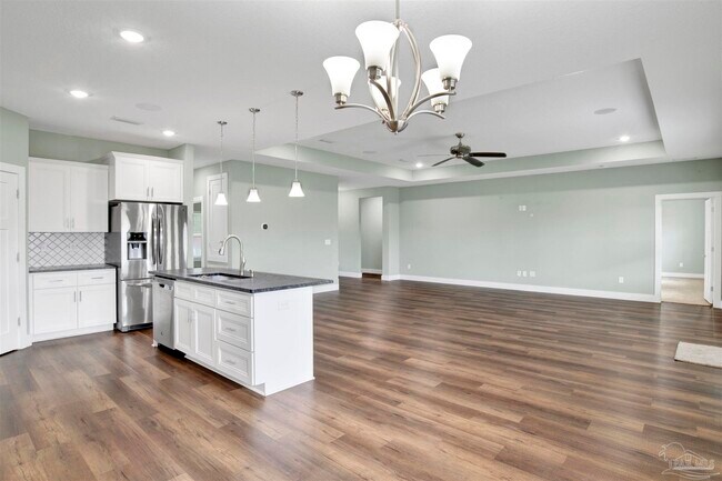 Building Photo - 1307 Little Duck Cir