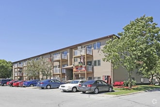 Building Photo - Riverbirch