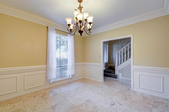 Building Photo - 11743 Riverview Dr