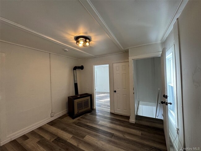 Building Photo - 34 Broad St