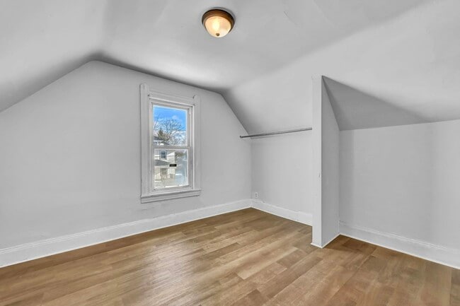 Building Photo - 3132 Elyria Ave