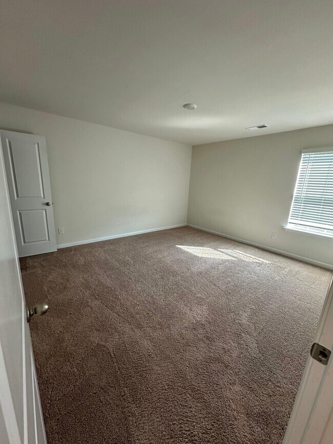 Building Photo - 7113 Pennyroyal Wy