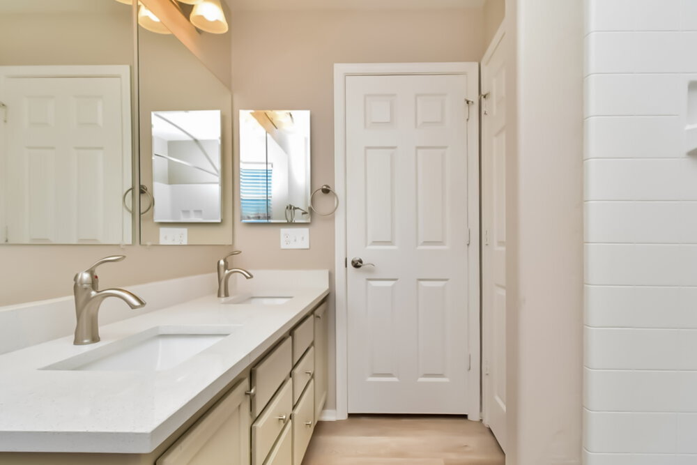 Building Photo - 6968 S Martlet Dr