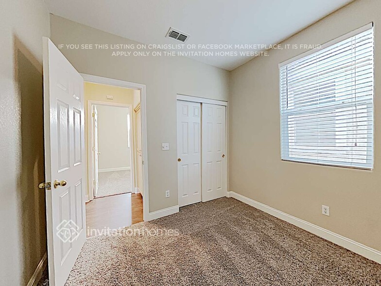 Building Photo - 614 Navigator Dr