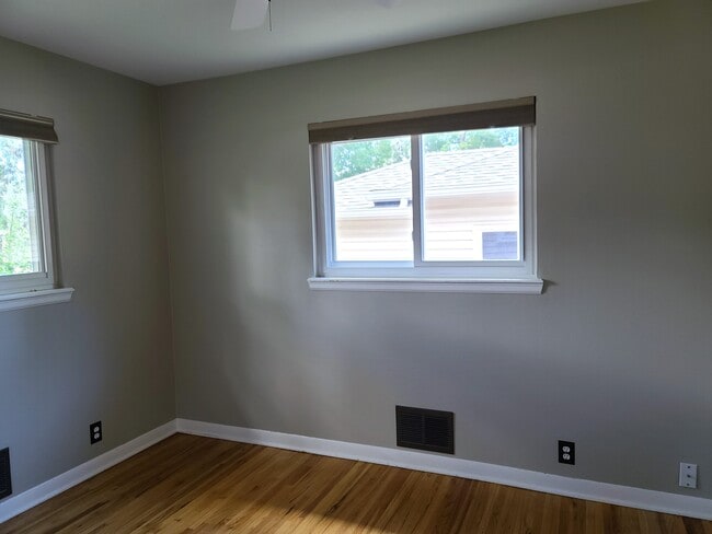 Building Photo - 5155 E Atlantic Pl