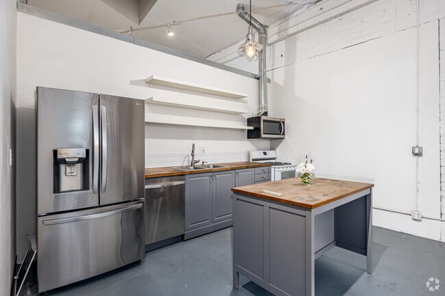 Interior Photo - Studios at Walnut