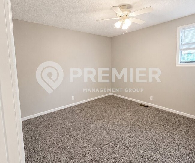 Building Photo - 1611 Hartsville Pike