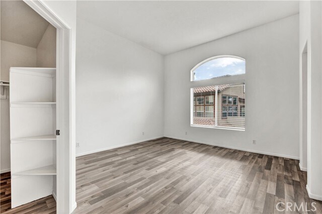 Building Photo - 32 Via Madera