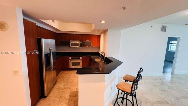 Building Photo - 15051 Royal Oaks Ln