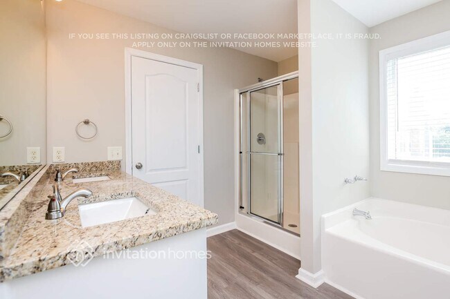 Building Photo - 1461 Lily Valley Dr