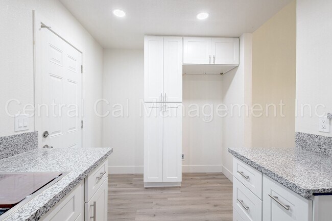 Building Photo - 1244 Virginia Ave