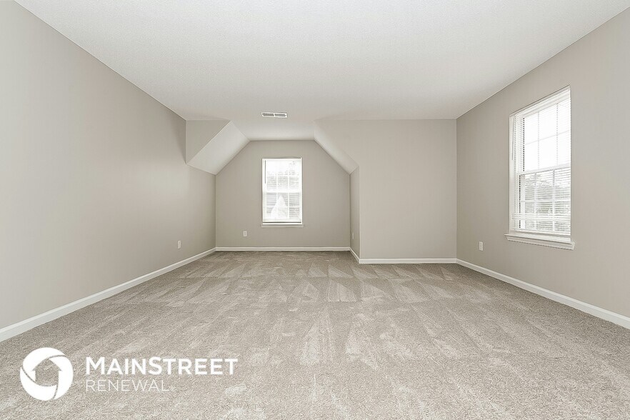 Building Photo - 6216 Polar Fox Ct