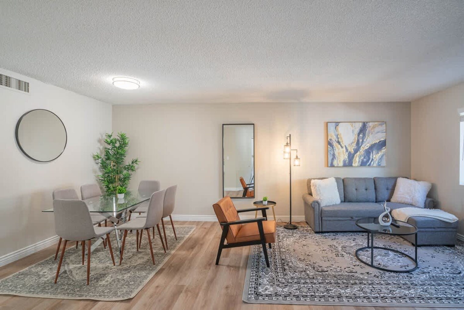 Building Photo - 8550 E McDowell Rd