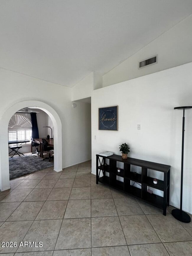 Building Photo - 13235 N 90th Pl